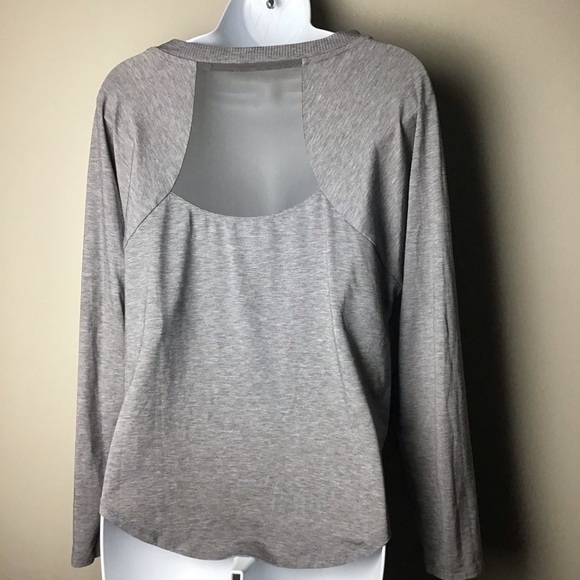 Athleta Gray Topanga Top with Back Mesh Panel - Picture 6 of 9